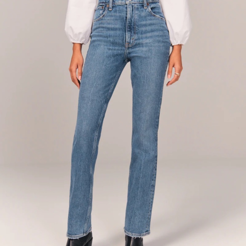 NWT Abercrombie Vintage Flare jeans